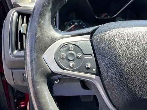Used 2021 Chevrolet Colorado LT w/ LT Convenience Package AWD/4WD image 18