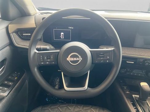 New 2026 Nissan Kicks SV w/ SV Premium Package AWD/4WD image 13