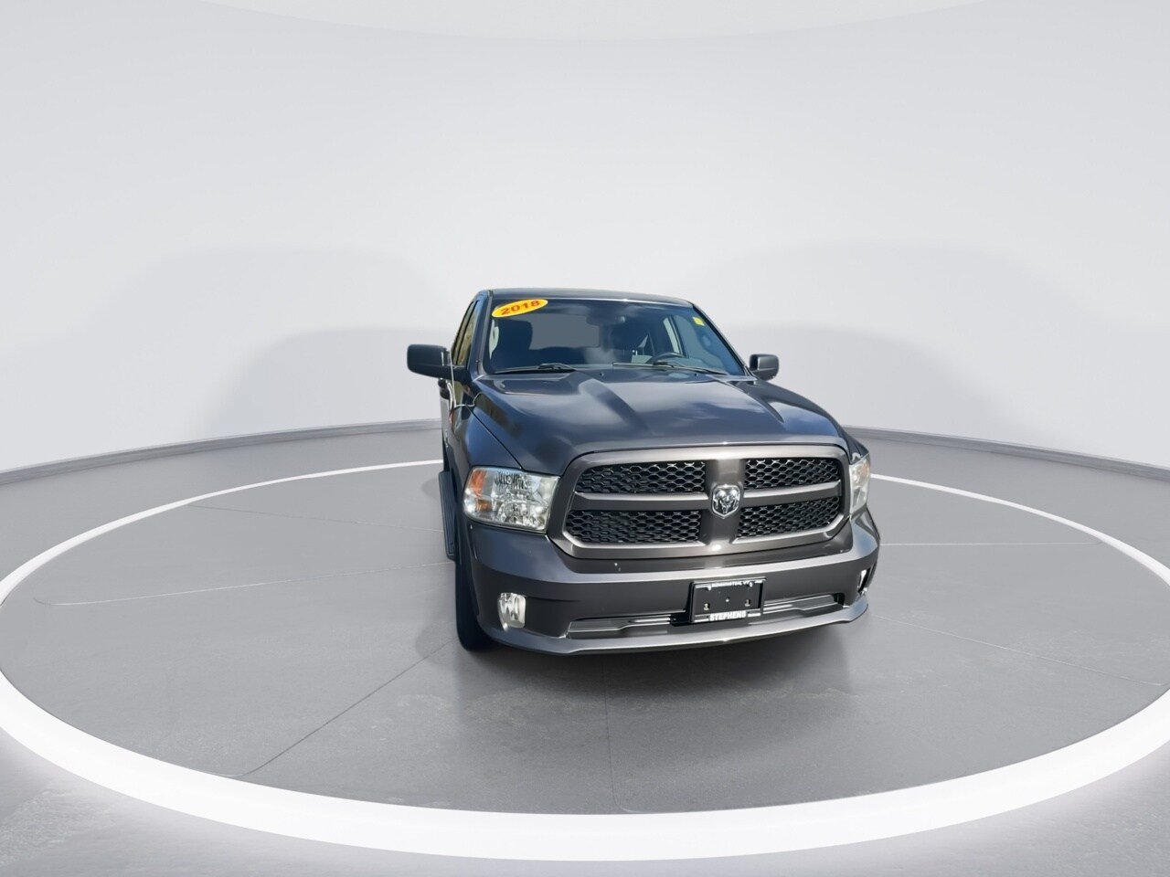 Used 2018 RAM 1500 Express AWD/4WD image 6