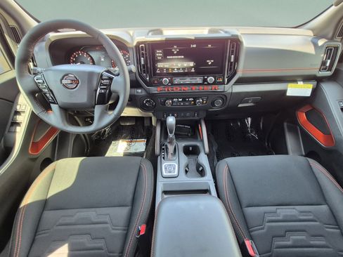 New 2026 Nissan Frontier PRO-4X w/ Tow Package AWD/4WD image 11