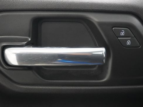 Used 2024 Chevrolet Silverado 1500 Custom Trail Boss image 12