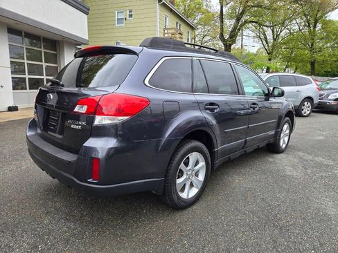 Used 2013 Subaru Outback 2.5i Limited AWD/4WD image 34