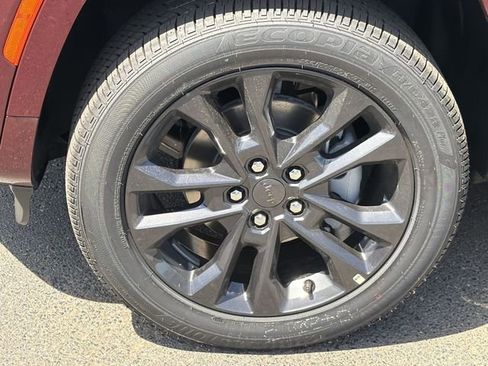 New 2026 Jeep Grand Cherokee Limited AWD/4WD image 17