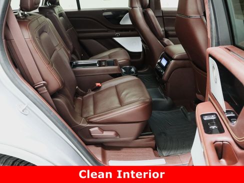 Used 2023 Lincoln Aviator Black Label w/ Dynamic Handling Package image 40