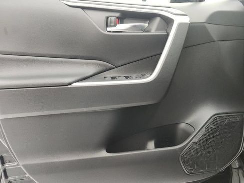 Used 2025 Toyota RAV4 XLE Premium AWD/4WD image 11