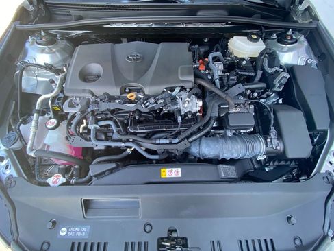 Used 2025 Toyota Camry LE w/ Convenience Package image 30