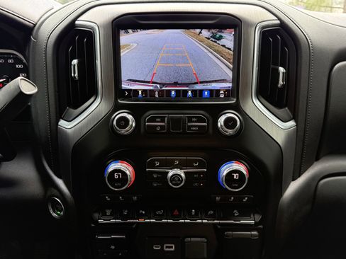 Used 2021 GMC Sierra 2500 Denali w/ Denali Ultimate Package image 30