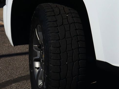 Used 2020 Chevrolet Colorado Z71 image 6