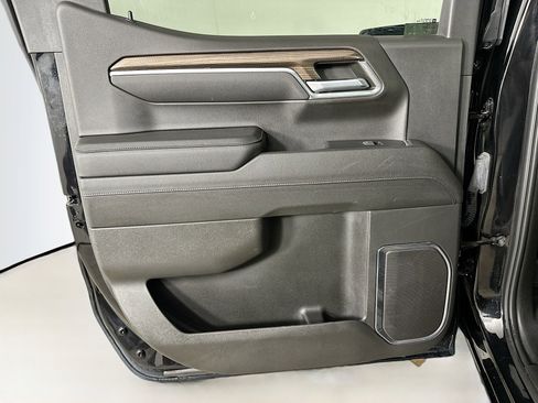 Used 2023 Chevrolet Silverado 1500 LT image 26