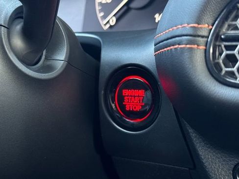 Certified 2025 Honda HR-V Sport image 26