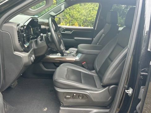 Used 2023 Chevrolet Silverado 1500 LT w/ All Star Edition Plus AWD/4WD image 3