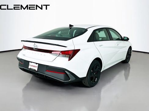 Certified 2026 Hyundai Elantra Sport FWD image 7