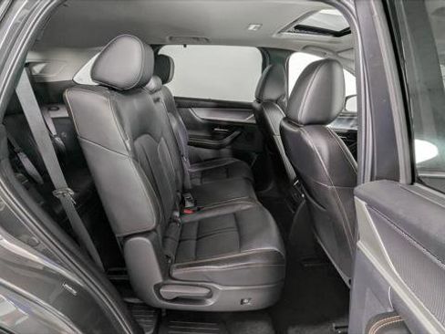 Used 2024 MAZDA CX-90 3.3 Turbo w/ Preferred Plus image 23