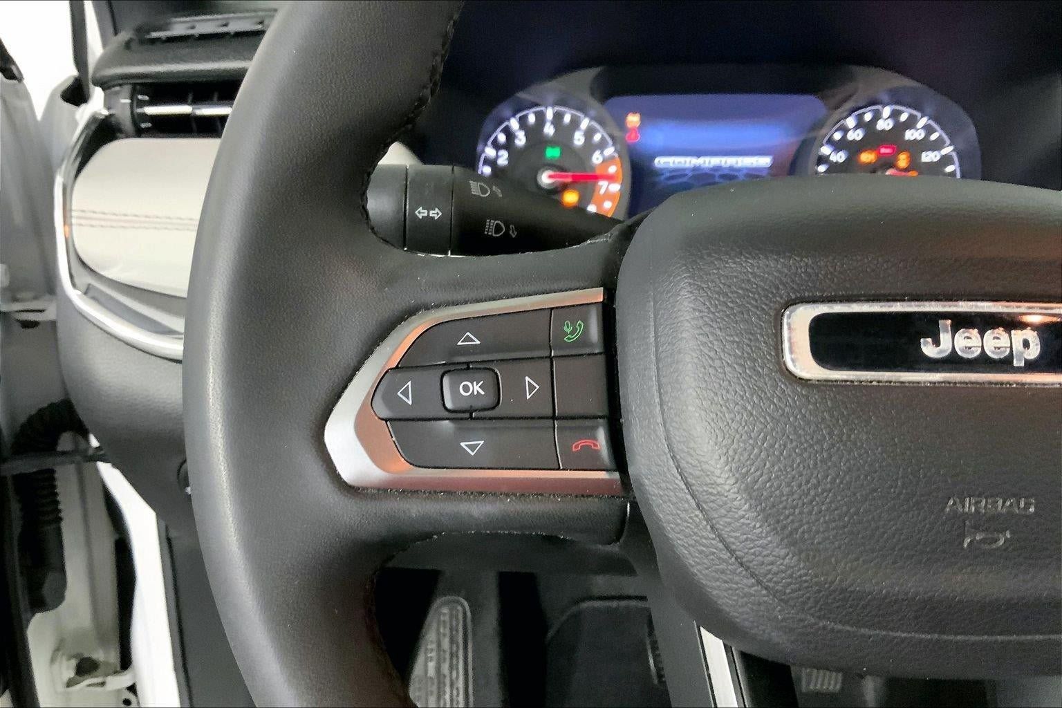 Used 2023 Jeep Compass Limited AWD/4WD image 18