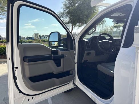 Used 2020 Ford F350 XL w/ Power Equipment Group image 14