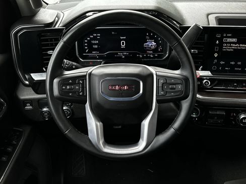 Used 2025 GMC Sierra 1500 SLT RWD image 14