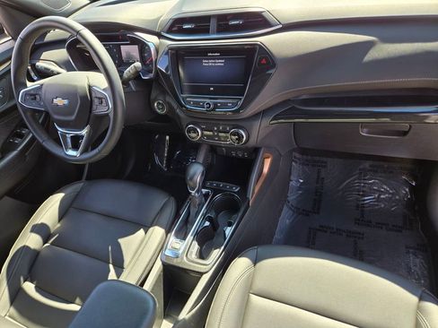 Used 2023 Chevrolet TrailBlazer ACTIV w/ Sun and Liftgate Package image 16
