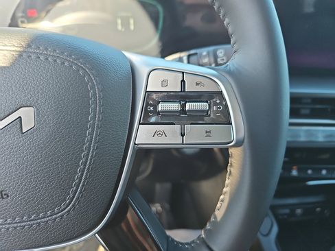 New 2025 Kia Telluride S image 12