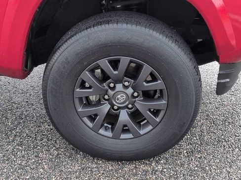 Certified 2022 Toyota Tacoma SR5 w/ Technology Package RWD image 11