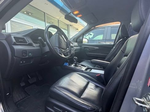 Used 2017 Honda Ridgeline RTL-T image 6