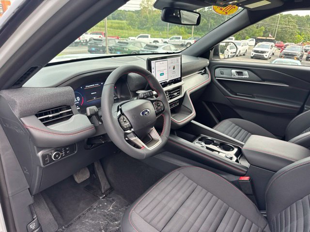 Used 2026 Ford Explorer ST-Line w/ ST-Line Street Pack AWD/4WD image 9