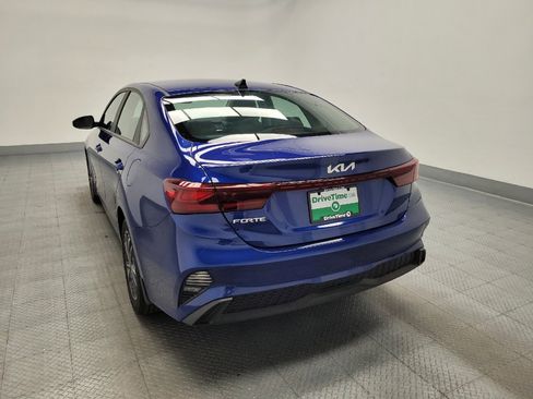 Used 2024 Kia Forte LXS w/ LXS Technology Package FWD image 6