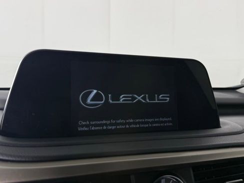 Certified 2022 Lexus RX 350 FWD w/ Premium Package image 25