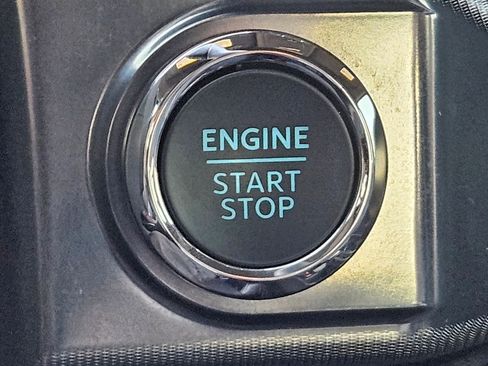 Used 2025 Ford F150 Raptor image 21