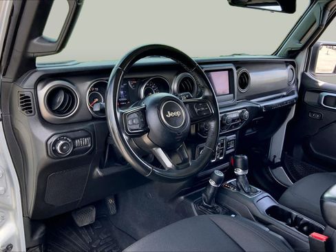 Used 2022 Jeep Wrangler Unlimited Sport AWD/4WD image 17