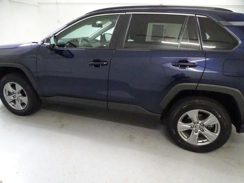 Used 2024 Toyota RAV4 XLE AWD/4WD image 17