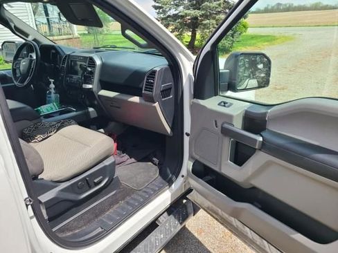 Used 2019 Ford F150 XLT w/ Equipment Group 302A Luxury AWD/4WD image 7