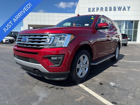 Used 2019 Ford Expedition XLT w/ Equipment Group 202A image 1
