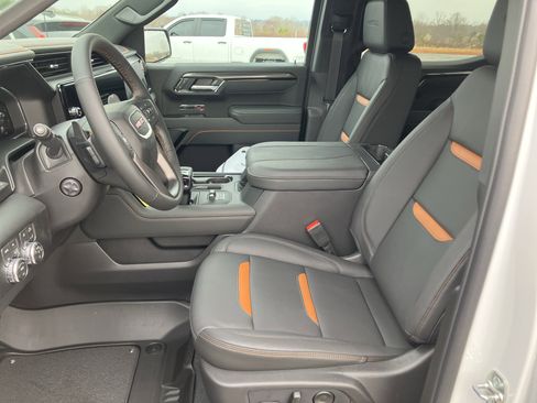 New 2026 GMC Sierra 1500 AT4 w/ AT4 Premium Package image 18