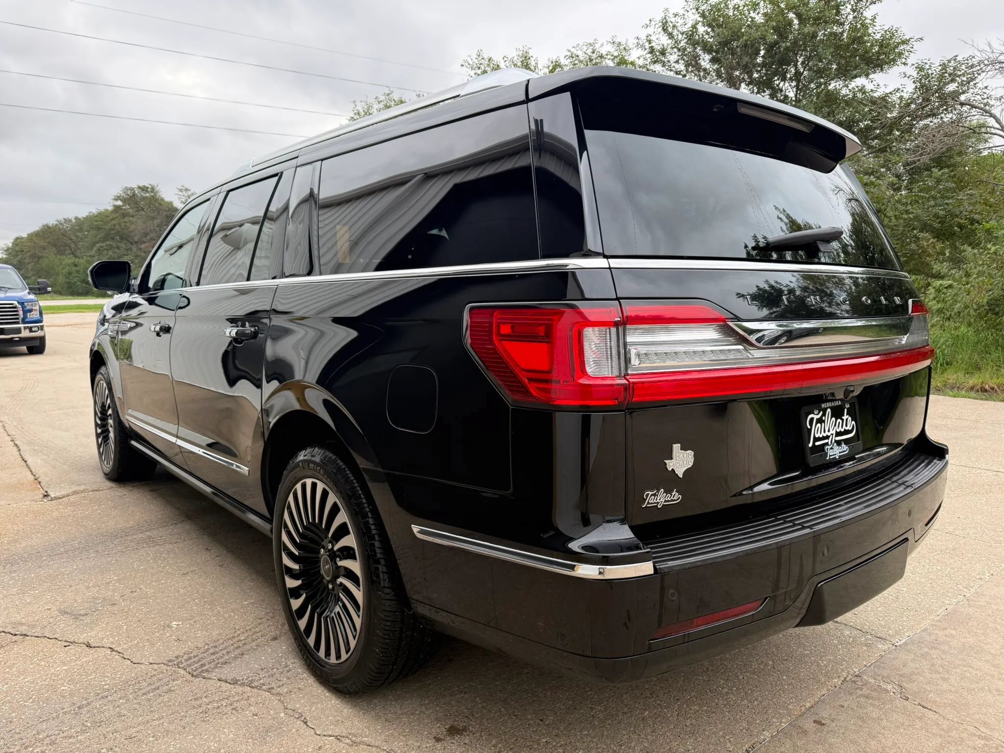 Used 2018 Lincoln Navigator L Black Label AWD/4WD image 4