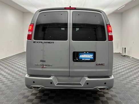 New 2026 GMC Savana 2500 RWD image 9