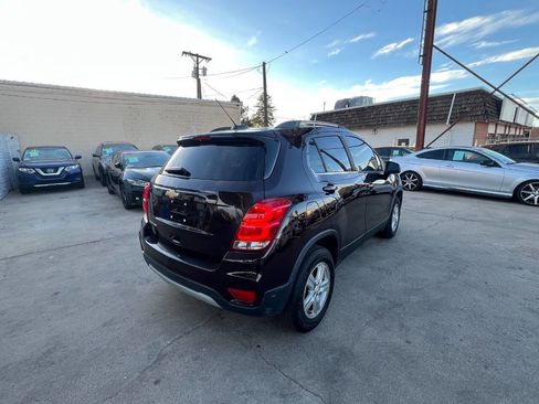 Used 2021 Chevrolet Trax LT AWD/4WD image 6
