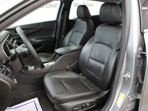Used 2024 Chevrolet Malibu LT FWD image 14