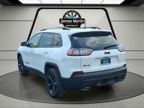 Used 2022 Jeep Cherokee Latitude Lux w/ Sun & Sound Group AWD/4WD image 6