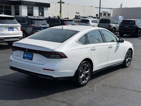 Certified 2025 Honda Accord EX-L image 2