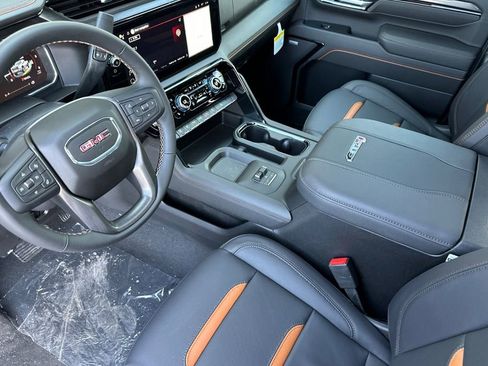 New 2026 GMC Sierra 3500 AT4 w/ AT4 Premium Plus Package AWD/4WD image 8