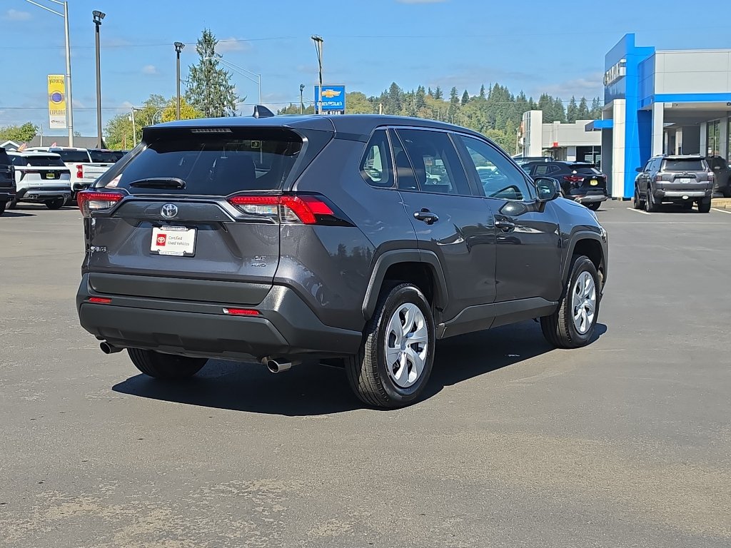 Certified 2025 Toyota RAV4 LE AWD/4WD image 5