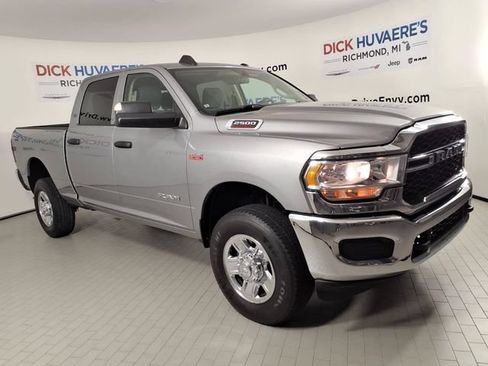 Used 2019 RAM 2500 Tradesman AWD/4WD image 3