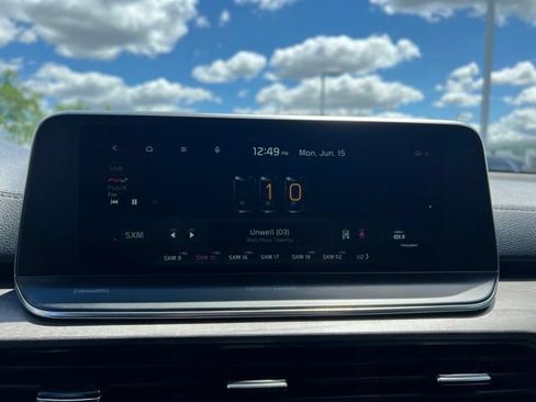 Certified 2022 Kia Telluride SX w/ SX Prestige Package AWD/4WD image 19
