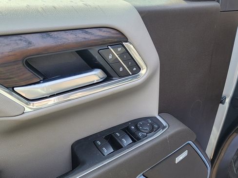 New 2026 GMC Sierra 1500 SLT w/ SLT Premium Plus Package image 15