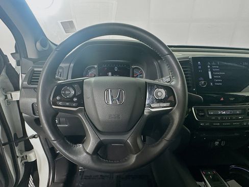 Certified 2022 Honda Pilot Touring image 8