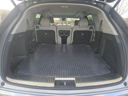 Used 2023 Acura MDX SH-AWD w/ Advance Package image 19