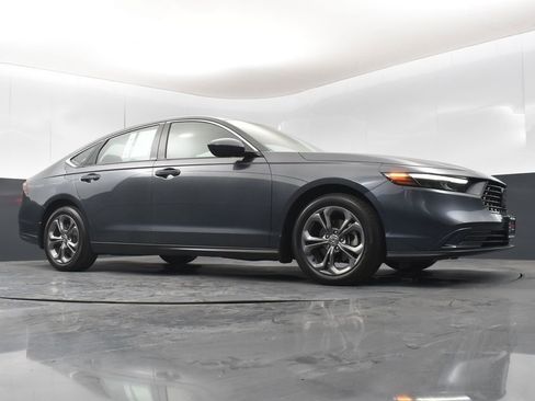 Used 2024 Honda Accord EX image 35