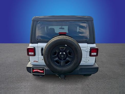 Used 2021 Jeep Wrangler Sport AWD/4WD image 5