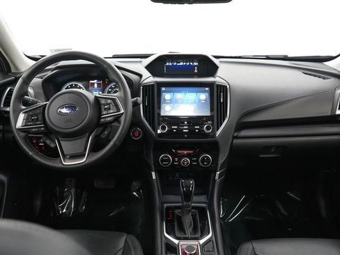 Used 2023 Subaru Forester Touring AWD/4WD image 16
