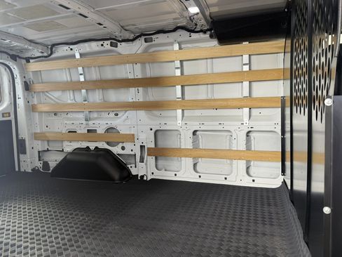 Used 2025 Ford Transit 250 Low Roof w/ Exterior Upgrade Package RWD image 13